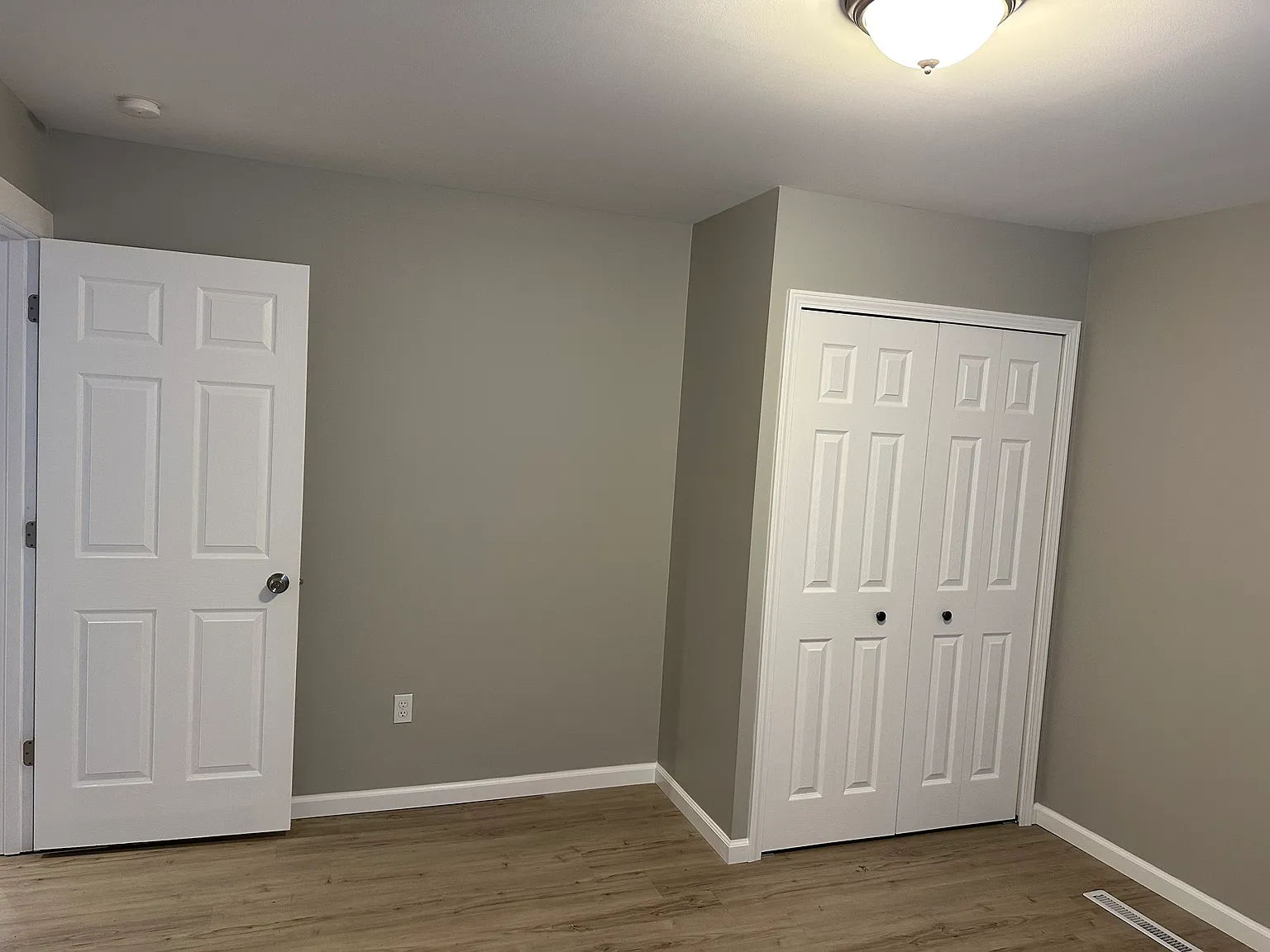 3529 Brandon St — Photo 2
