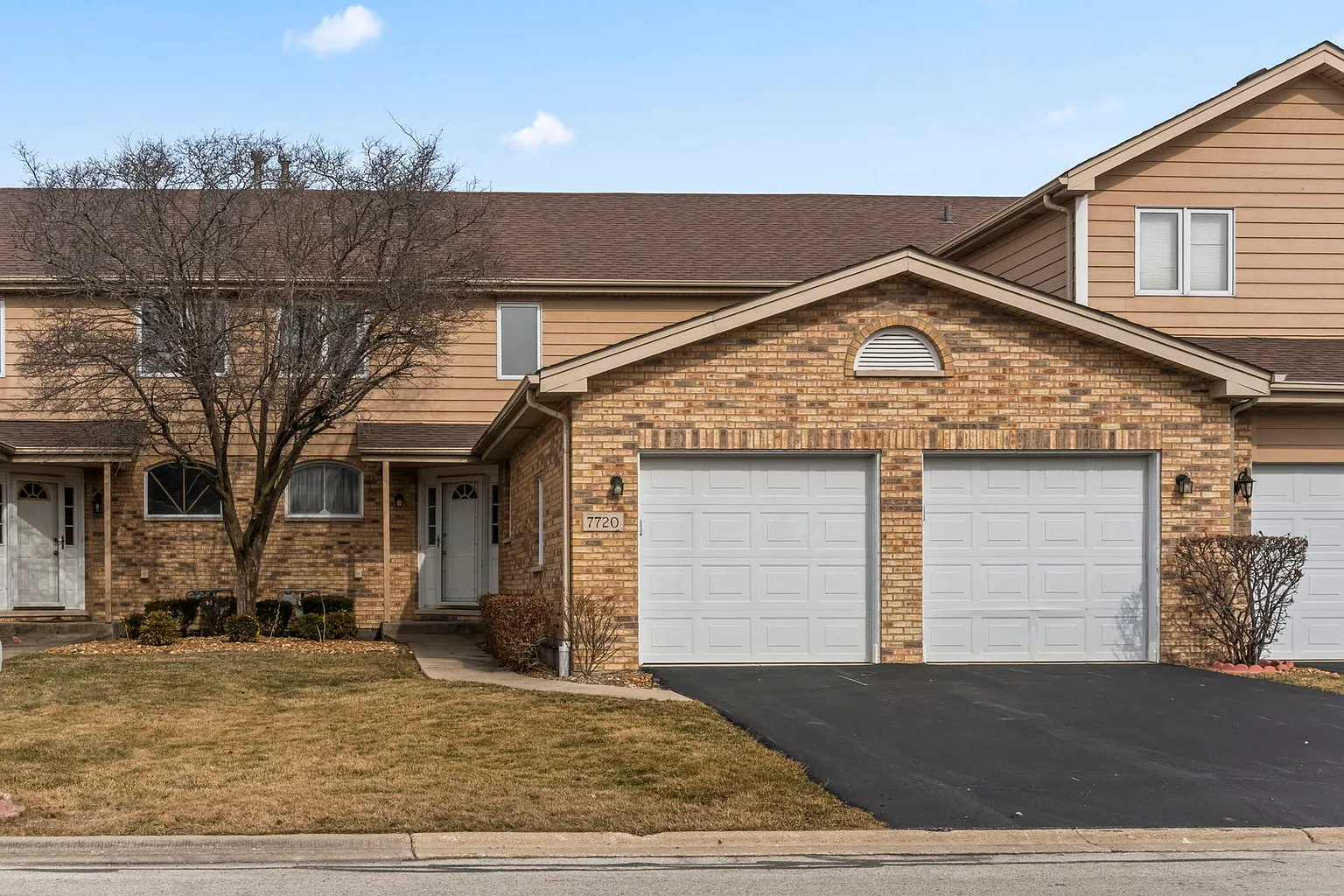 7720 Richardson Ln photo 1