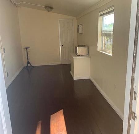 4th image of 1279 NE 181st St #B