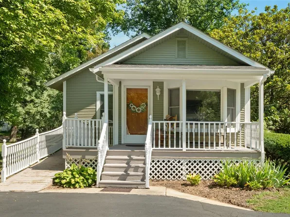 100 Forest Ave, Belleville, IL 62223