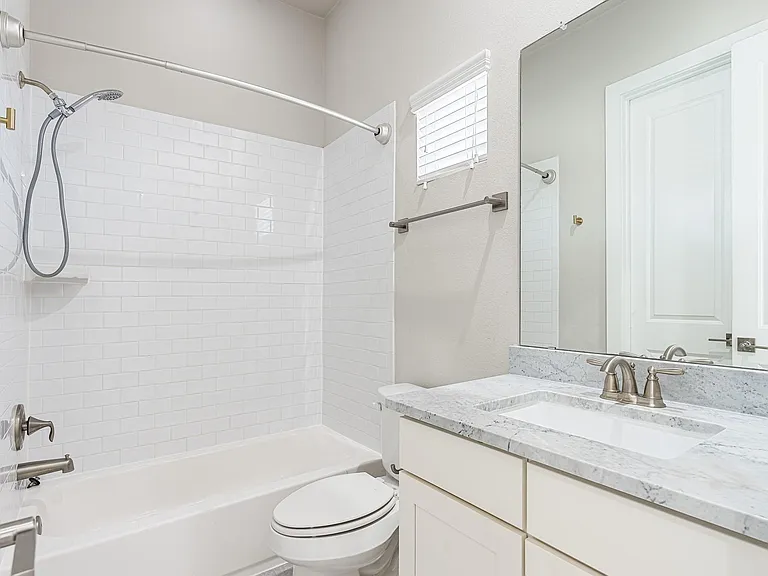 5813 Petty St #C — Photo 19