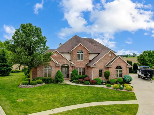1098 Shawnee Dr, Van Wert, OH 45891