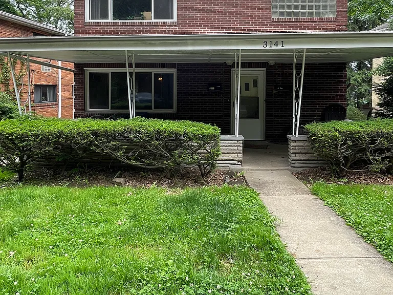 3141 Beechwood Blvd #3 — Photo 2