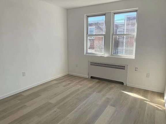 Mid size bedroom