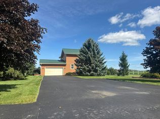 17004 English Lake Rd, Valders, WI 54245