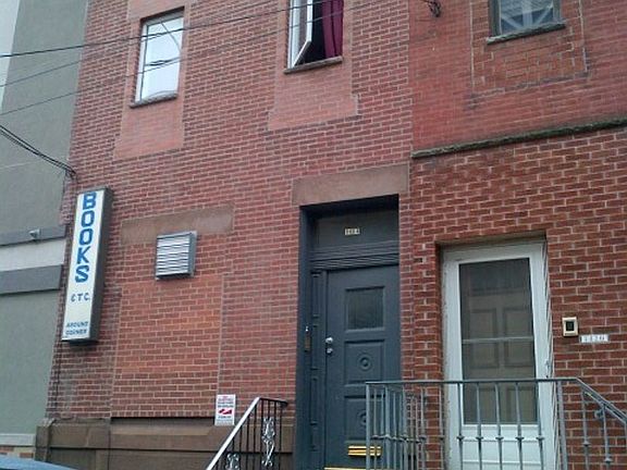 2nd image of 1414 McKean St Floor 3