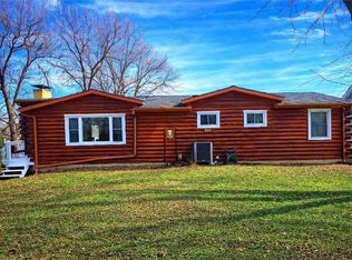 1656 Lake Viking Ter, Gallatin, MO 64640