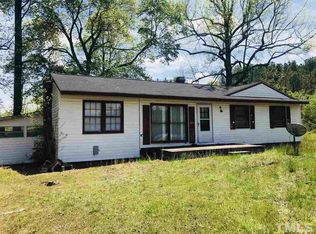8704 Hicksboro Rd, Henderson, NC 27537