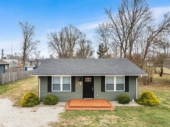 1611 W 650 N, Taylorsville, IN 47280