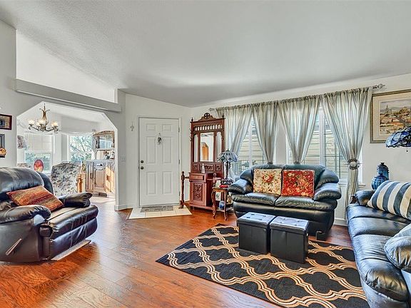 4th image of 117 Seashore Dr #371