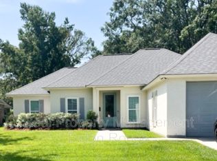 10732 Waverland Dr, Baton Rouge, LA 70815