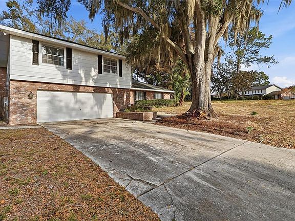 4th image of 148 Lake Otis Rd