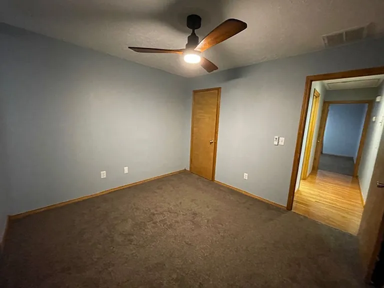 834 S Mahn Ave — Photo 31