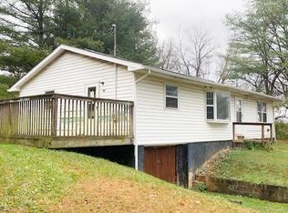 83 Songbird Ln, Bland, VA 24315