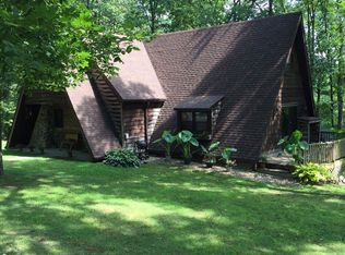 21448 Hideaway Estates Rd, Petersburg, IL 62675