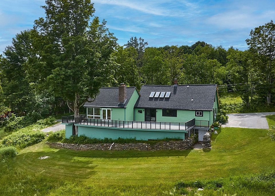 1st image of 520 Legate Hill Rd