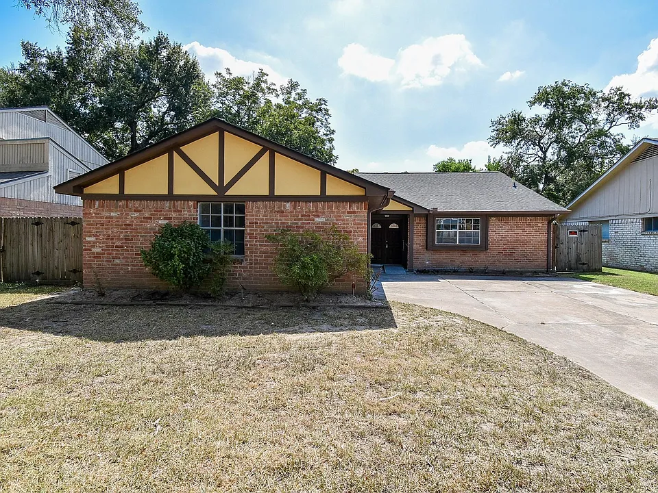 23515 Briarcreek Blvd