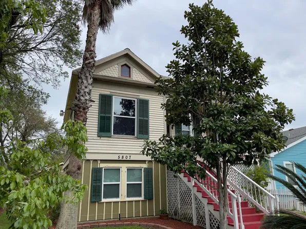 5807 Avenue S 1/2, Galveston, TX 77551