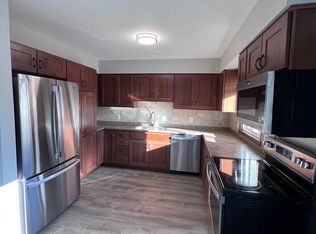 2009 Coachman Dr #A, Waterloo, IA 50701