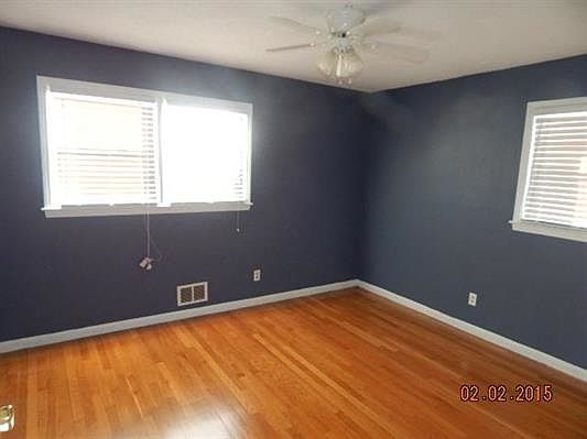 5th image of 225 Anita Dr