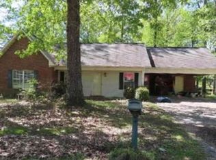 1606 Bellwood Dr, Amory, MS 38821