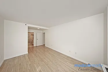 Rented by Moda Realty