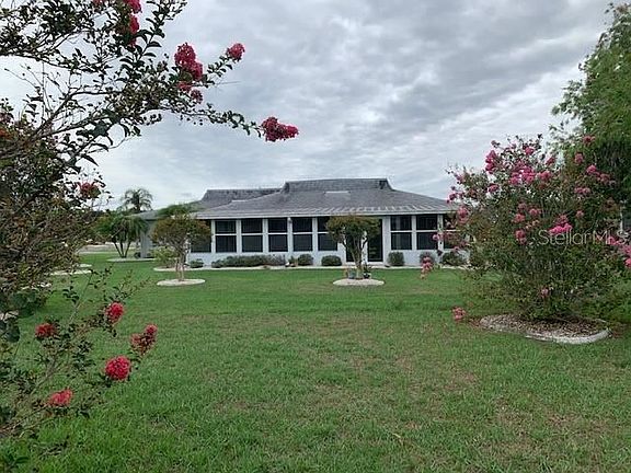 2nd image of 313 Stoneham Dr