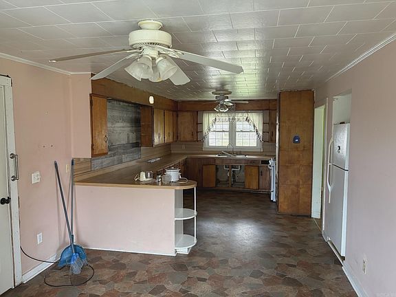 4th image of 200 N Bill Rice St