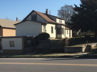 1903 S 10th St, Omaha, NE 68108