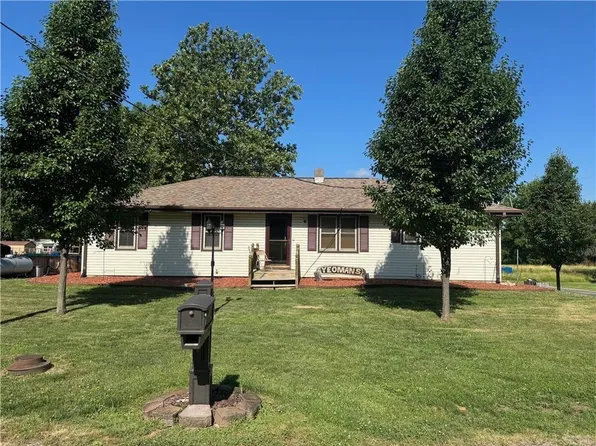 322 Grey Ridge Rd, Hale, MO 64643