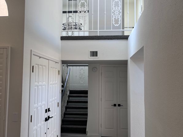 1024 E Sahuaro Dr #609