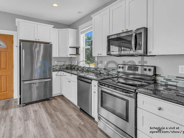 4451 SE 117th Ave — Photo 10