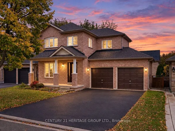 378 Spruce Grove Cres, Newmarket, ON L3X 2X3
