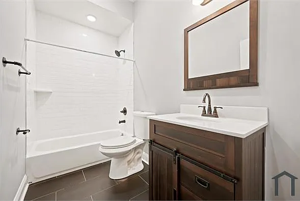 3220 W Diamond St #2 — Photo 14