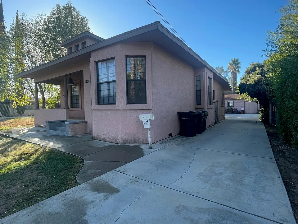 1108 E Central Ave