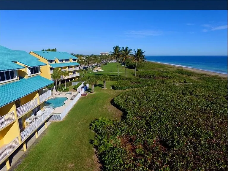 1550 S Ocean Dr #D24 — Photo 2