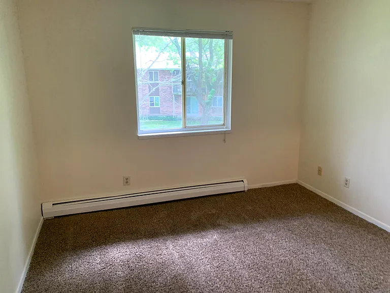 2122 Allen Blvd #28 — Photo 17