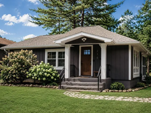 216 E Hillsdale Dr, Roscommon, MI 48653