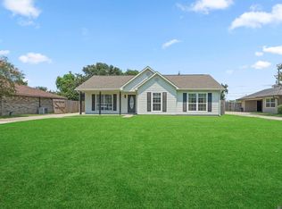18544 Perkins Oak Rd, Prairieville, LA 70769