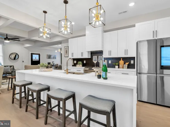 3307 Oakfield Ave, Baltimore, MD 21207