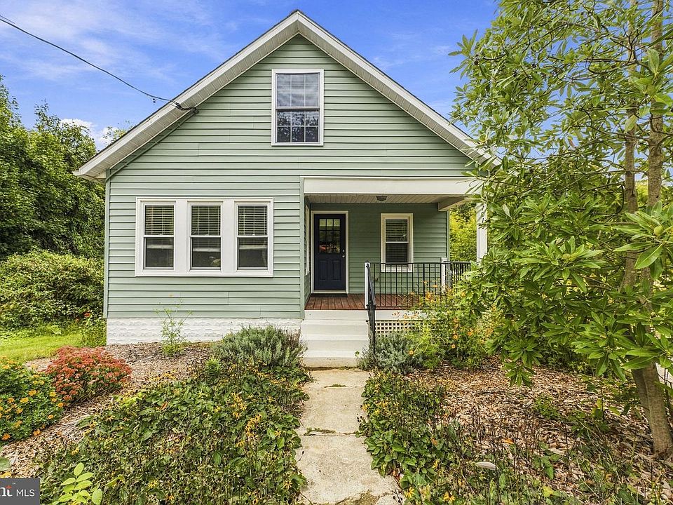 1st image of 1010 Pleasant Valley Rd