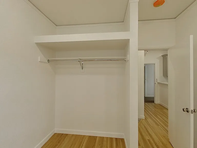 2644 Dwight Way — Photo 8