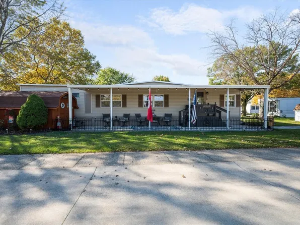 24 E Bass Cir, Marblehead, OH 43440