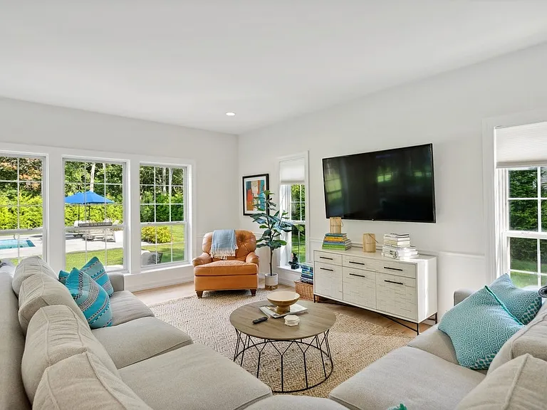 35 Hollow Ln — Photo 10