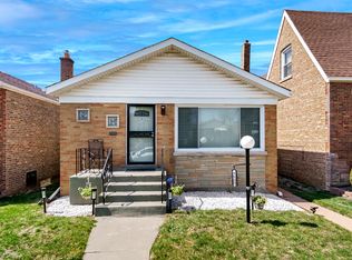 9832 S Forest Ave, Chicago, IL 60628