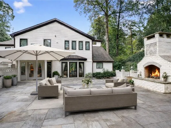 3230 W Andrews Dr NW, Atlanta, GA 30305