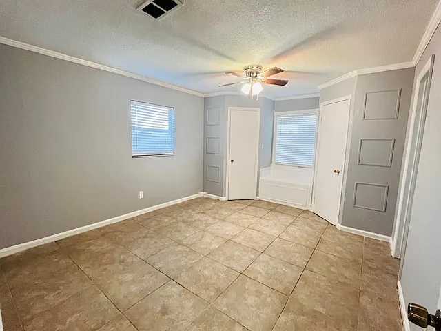 4428 Carousel Rd — Photo 16