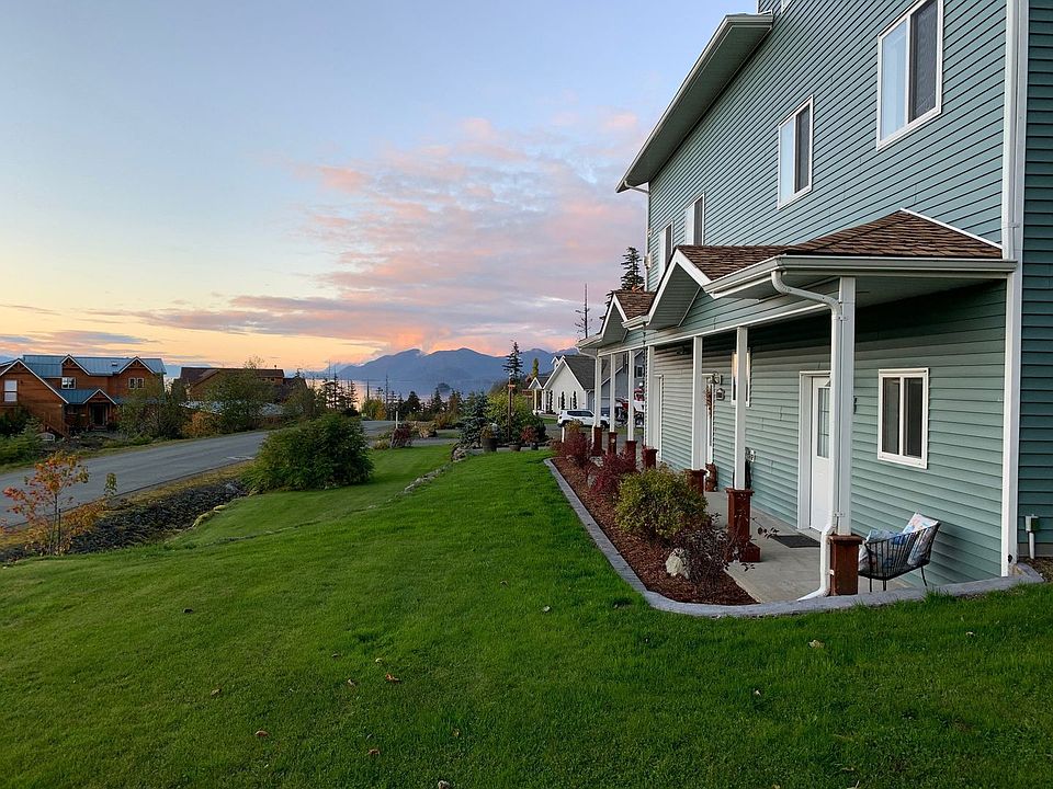1st image of 17022 Island View Dr