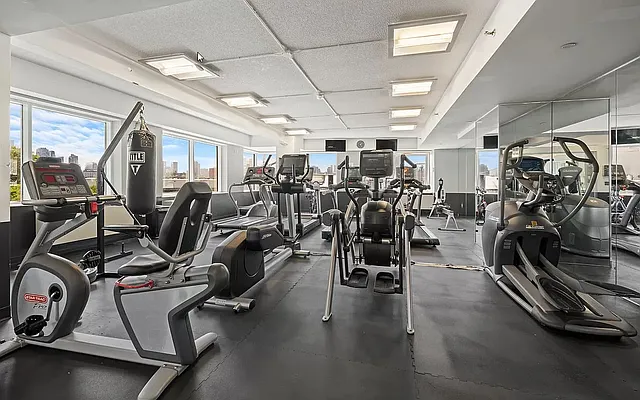 Rented by Douglas Elliman | media 15