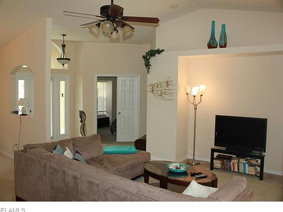 4th image of 3009 SW 2nd Pl